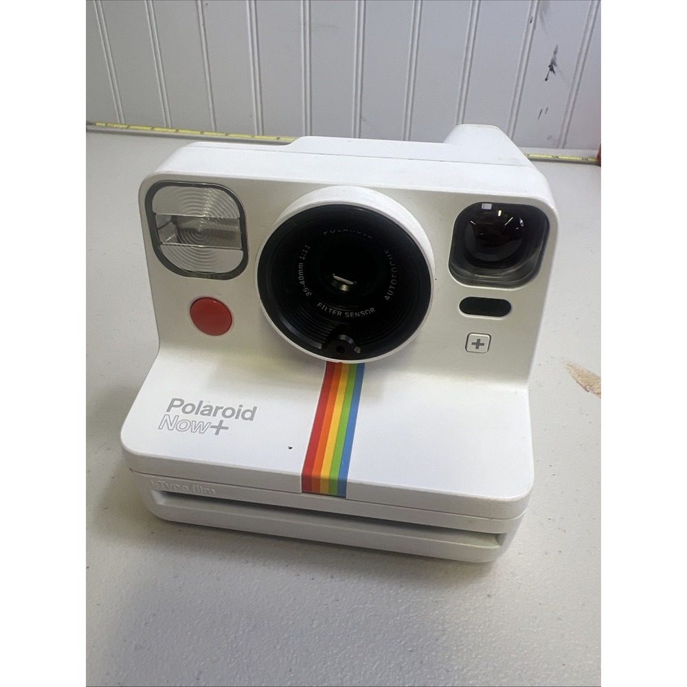 Polaroid Now+ 9062 White Built-in Flash I-Type Instant Film Camera Untested